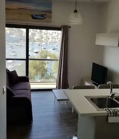 1 Bedroom Seafront In Appartement