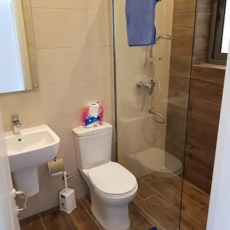 Appartement 1 Bedroom Seafront In *